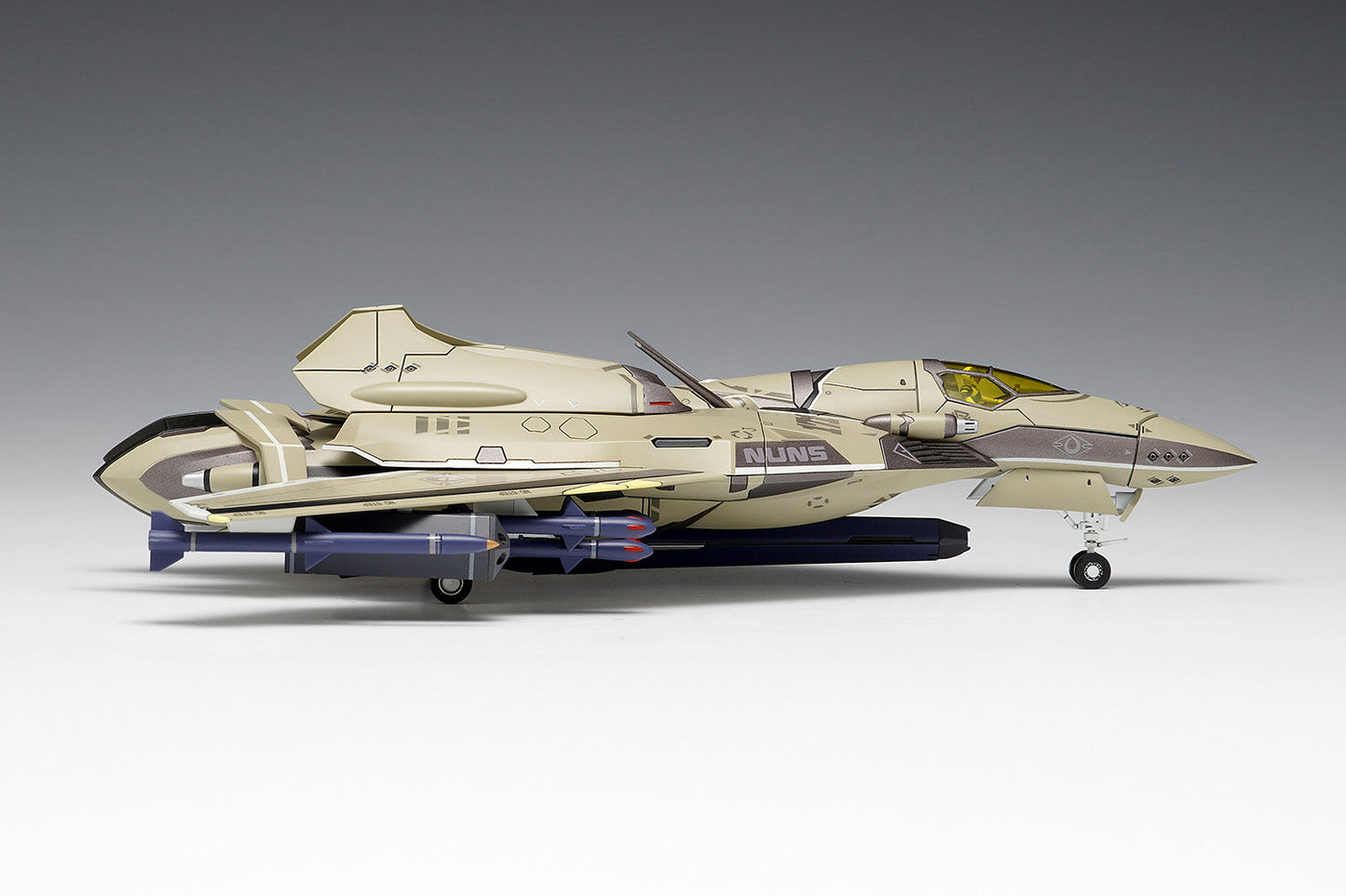 WAVE Macross Delta VF-171 Nightmare Plus Outlying Space Type 1/72 Model Kit