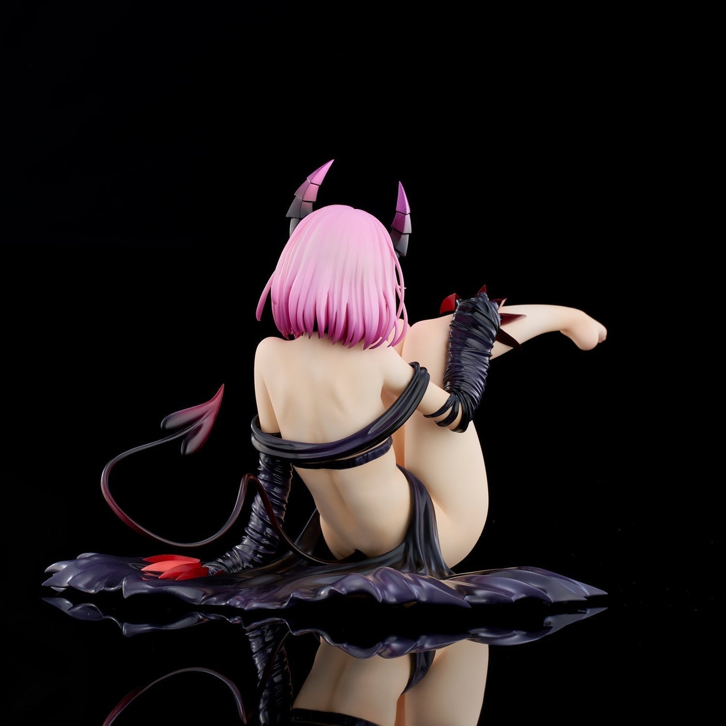 To Love-Ru Darkness Momo Belia Deviluke Darkness ver. Renewal Package 1/6 Figure