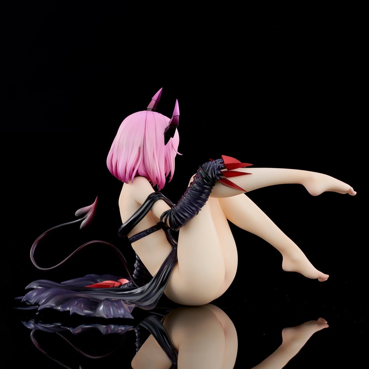 To Love-Ru Darkness Momo Belia Deviluke Darkness ver. Renewal Package 1/6 Figure