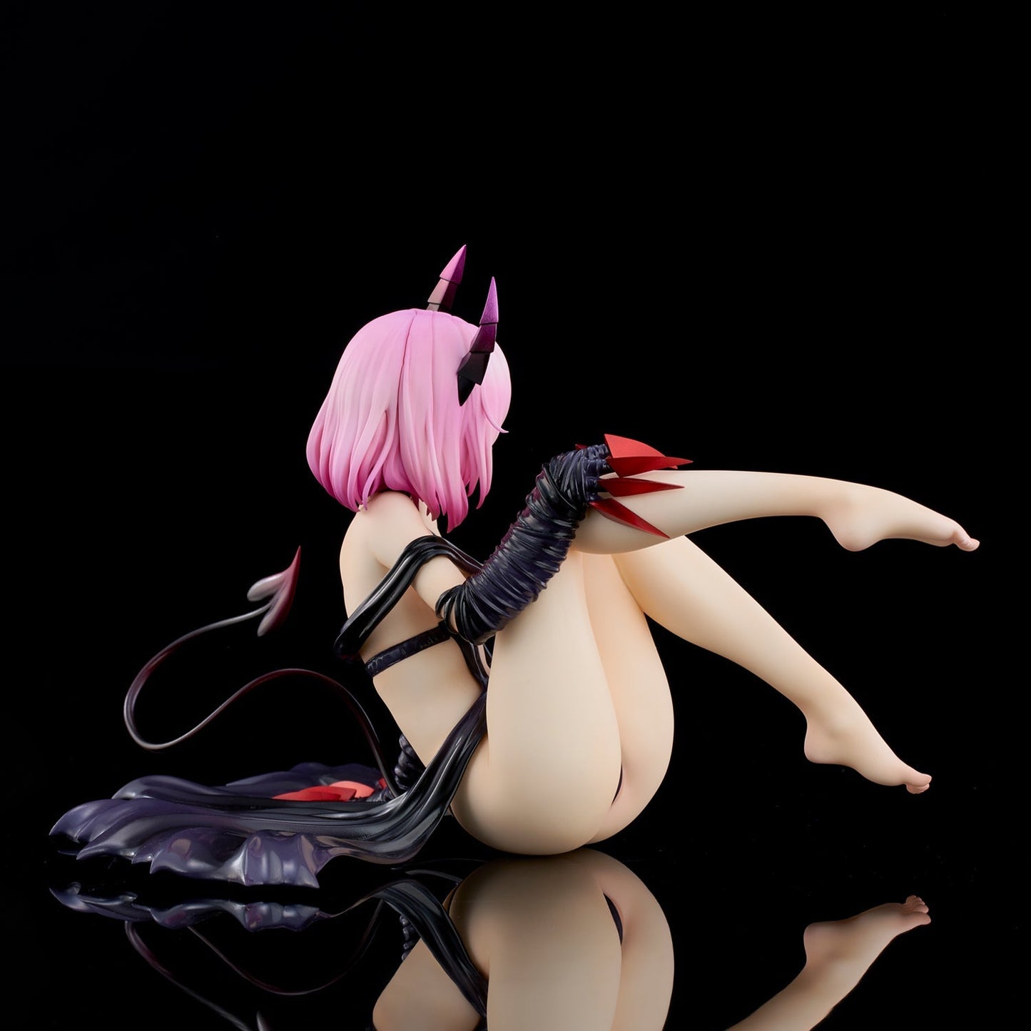To Love-Ru Darkness Momo Belia Deviluke Darkness ver. Renewal Package 1/6 Figure