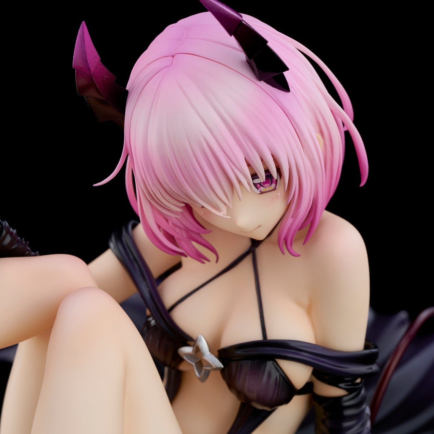 To Love-Ru Darkness Momo Belia Deviluke Darkness ver. Renewal Package 1/6 Figure