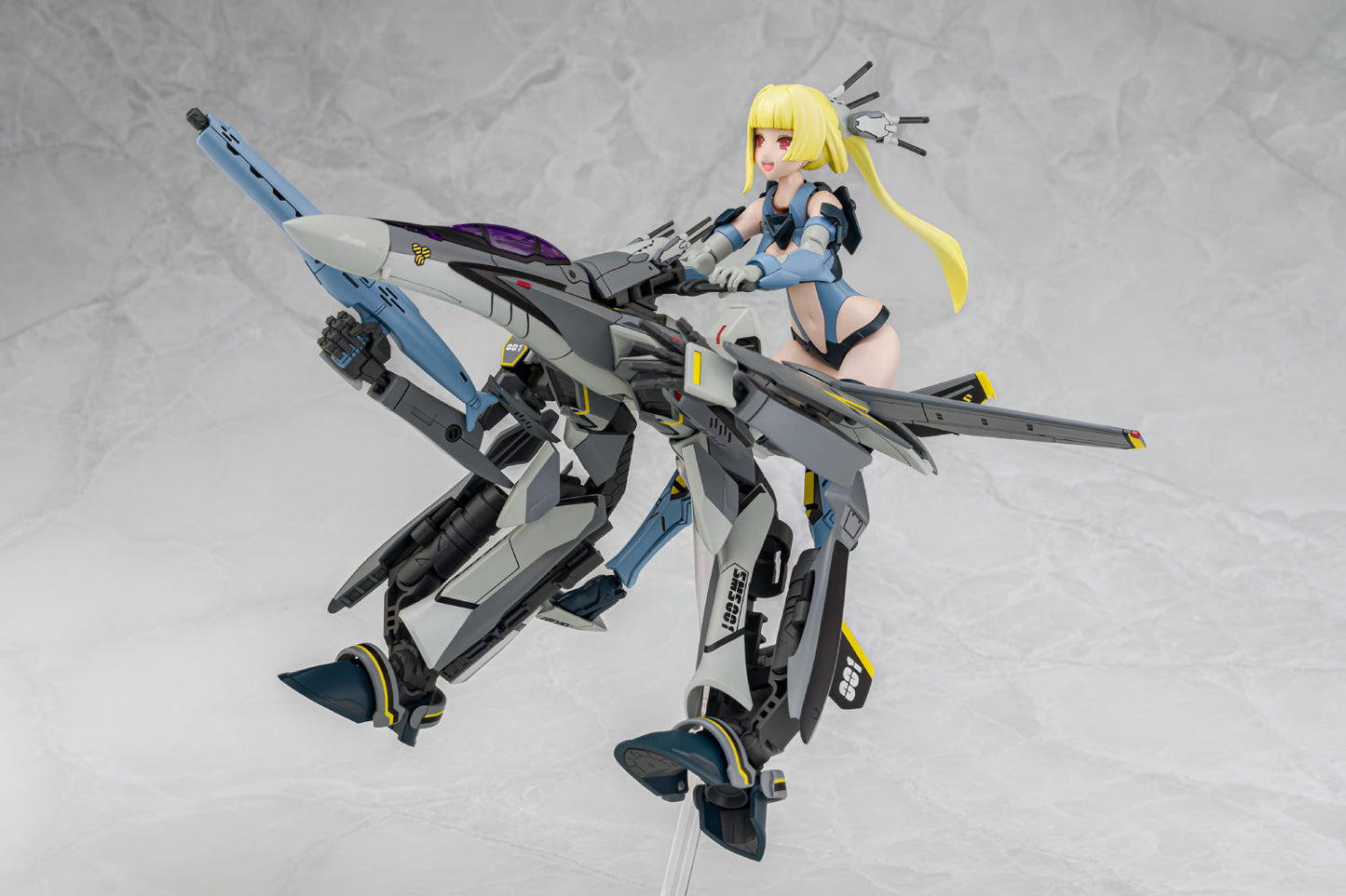 Aoshima V.F.G. Macross Frontier VF-25S Super Messiah Model Kit JAPAN OFFICIAL