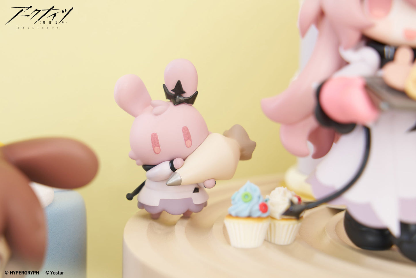 Arknights Would You Like A Dessert? Mini Series Civilight Eterna Figure JAPAN