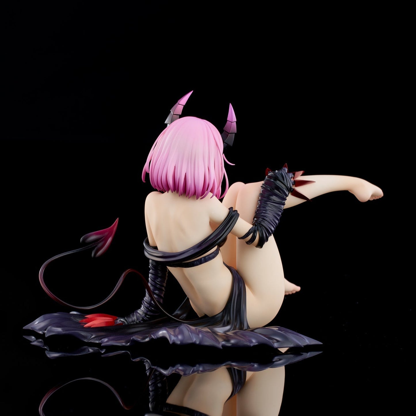 To Love-Ru Darkness Momo Belia Deviluke Darkness ver. Renewal Package 1/6 Figure