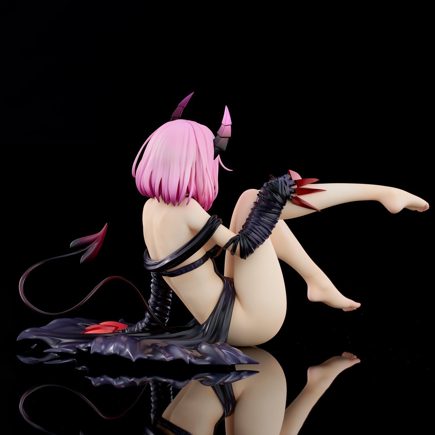 To Love-Ru Darkness Momo Belia Deviluke Darkness ver. Renewal Package 1/6 Figure