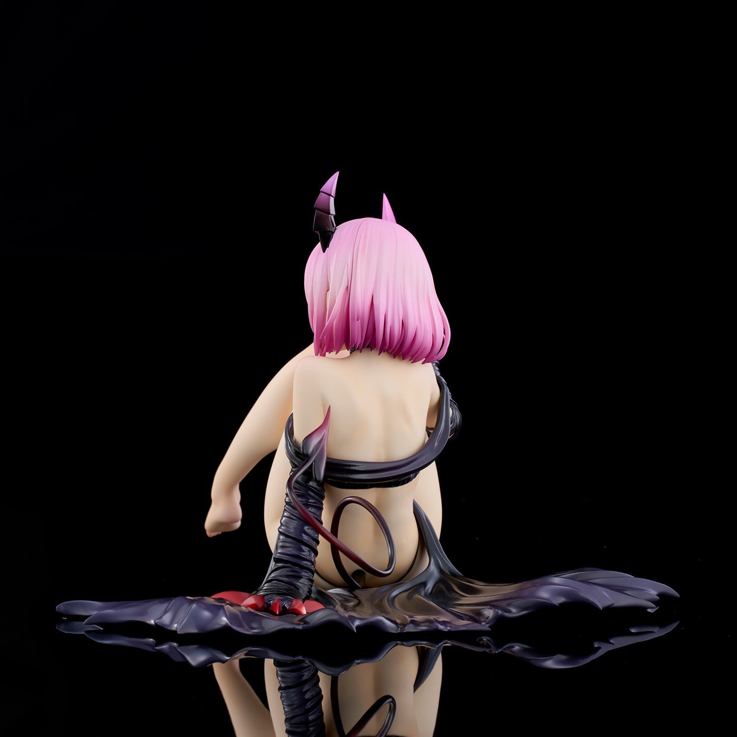 To Love-Ru Darkness Momo Belia Deviluke Darkness ver. Renewal Package 1/6 Figure