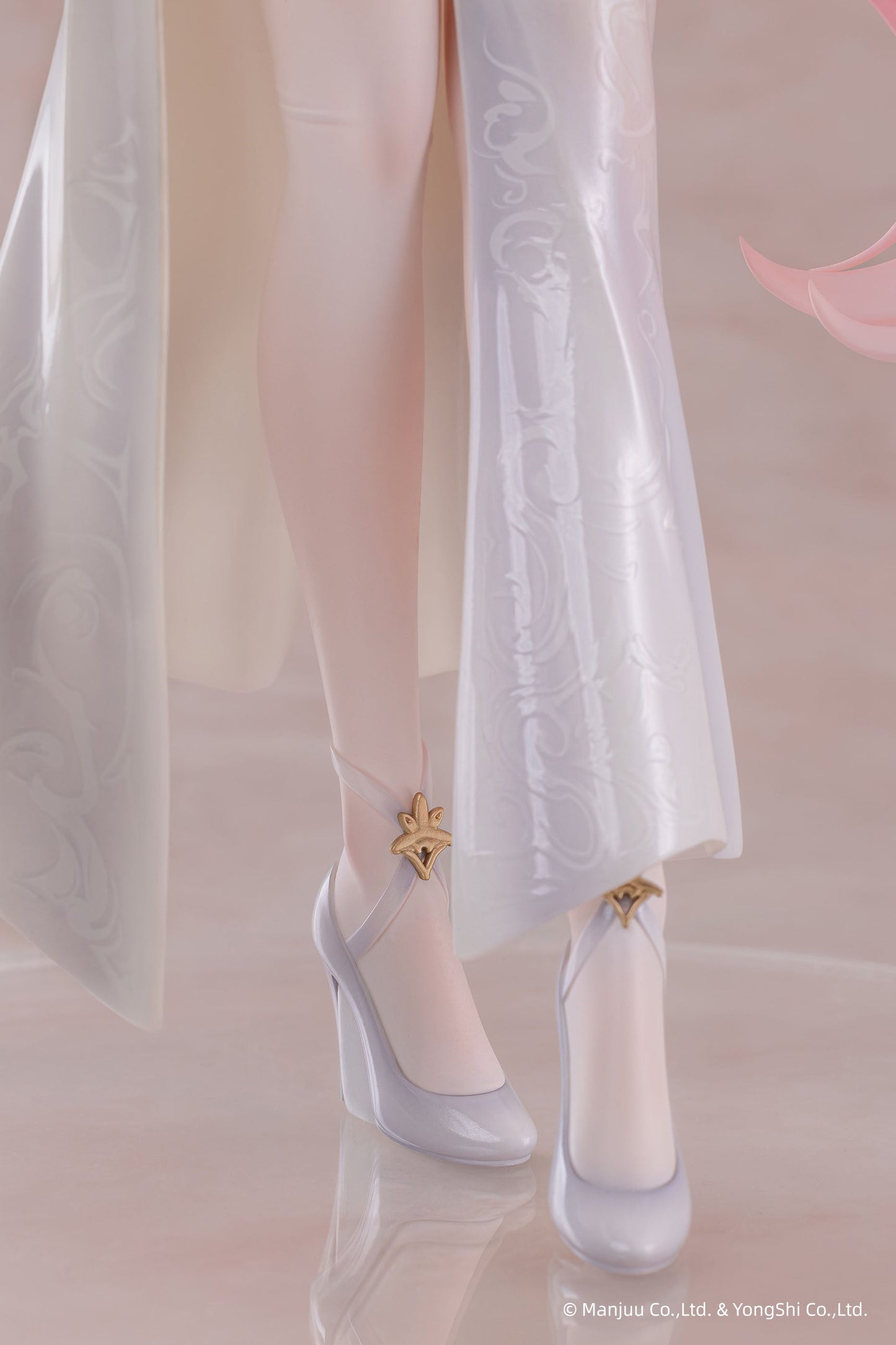 AniGame Azur Lane Theseus New Year's White Plumage Ver. 1/6 Figure JAPAN