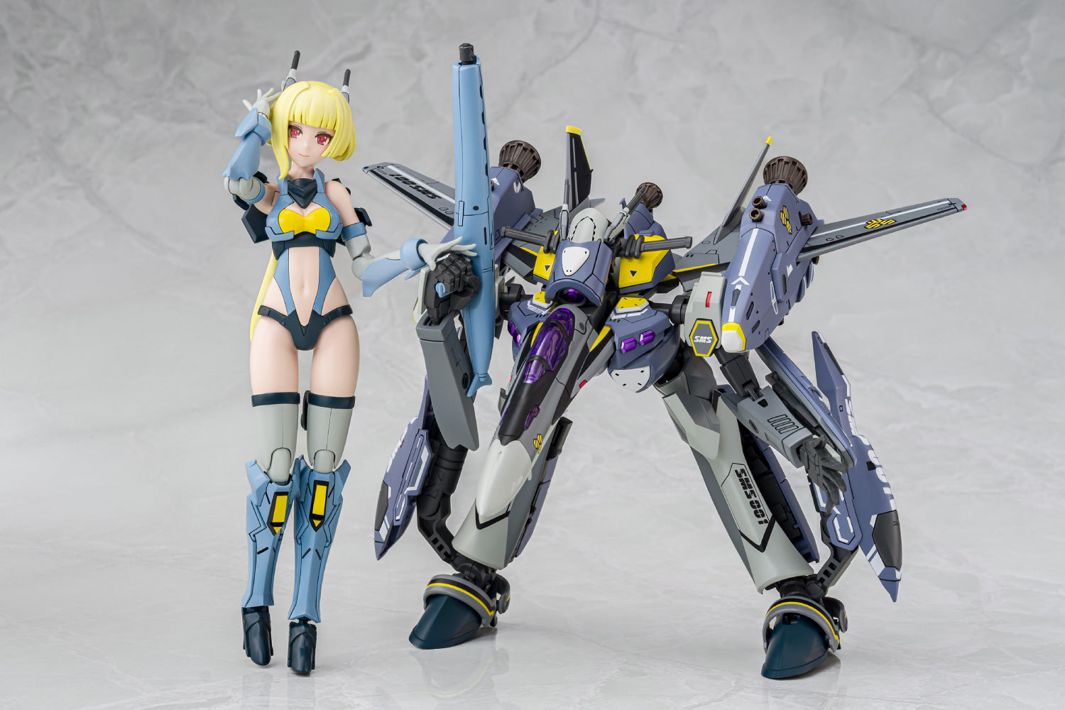 Aoshima V.F.G. Macross Frontier VF-25S Super Messiah Model Kit JAPAN OFFICIAL