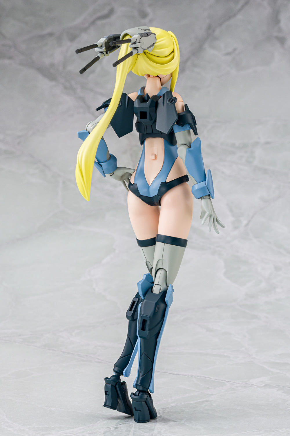 Aoshima V.F.G. Macross Frontier VF-25S Super Messiah Model Kit JAPAN OFFICIAL