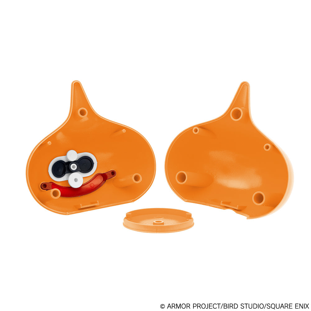 Square Enix Dragon Quest Plastic Model Kit Series She-slime with Grassland Base